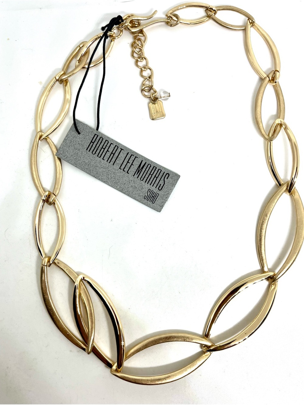 Robert Lee Morris Sculptural Gold-Tone Oval Link Necklace NWT